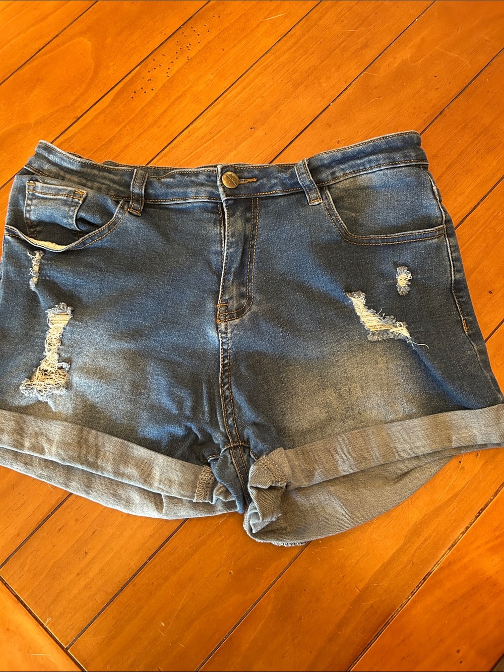 Cunlin Dark Wash Distressed Denim Shorts Size 30